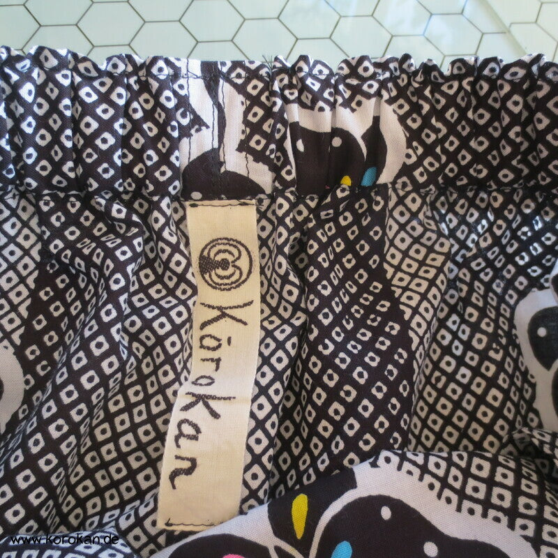 Hochsommer / Strand Shorts aus Yukata Baumwolle, Schmetterlinge, Gr. L
