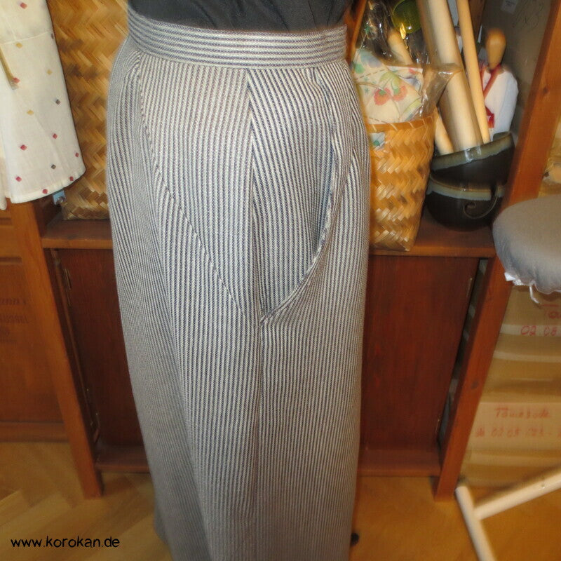 Hakama  - Hosenrock  - gestreifte Wollmischung