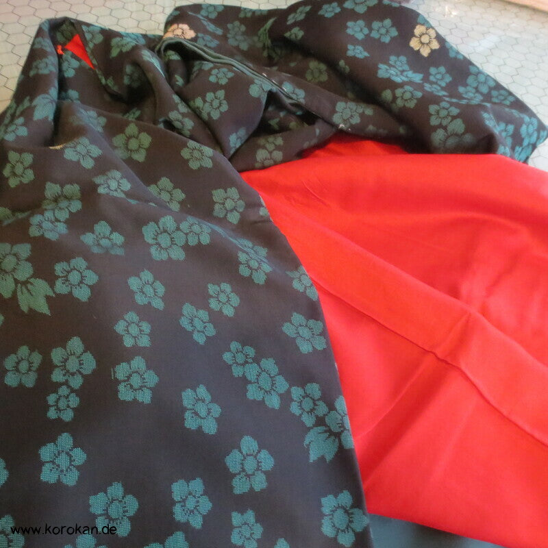 türkise Blüten auf schwarz Komon Kimono, Organza Jacquard