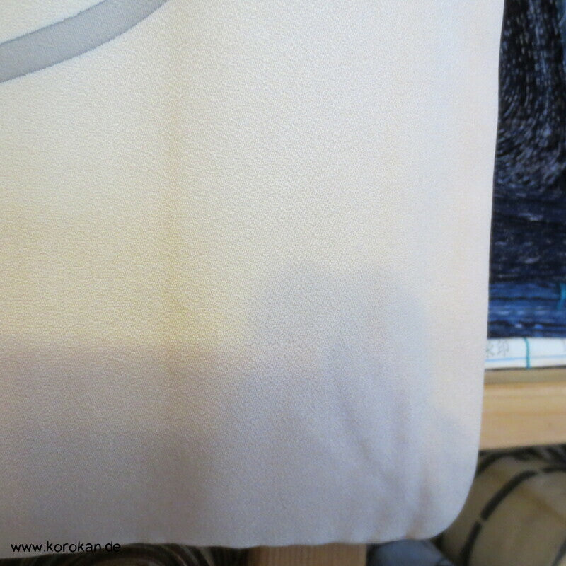 Rangiku Chrysantheme Homongi Kimono, blassrosa