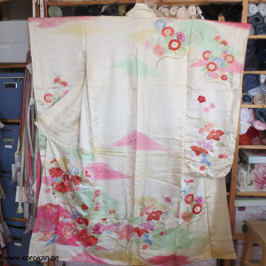 Pastell Bokashi Seide mit Blumen Stickereien Seidendamast Furisode