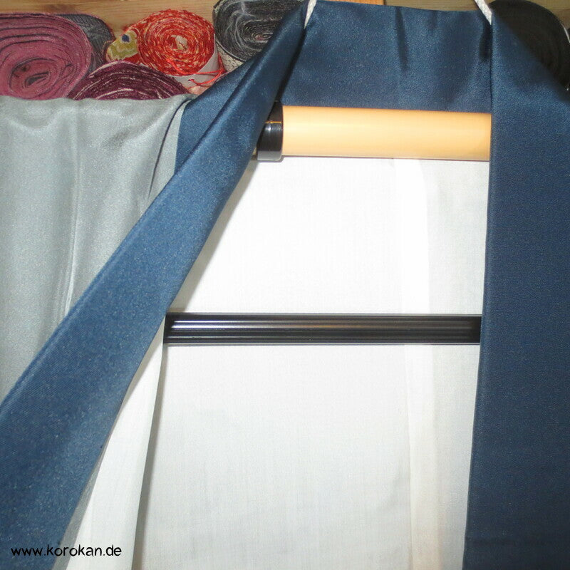 Spatzen im Korb Seidenmalerei Juban Kimono
