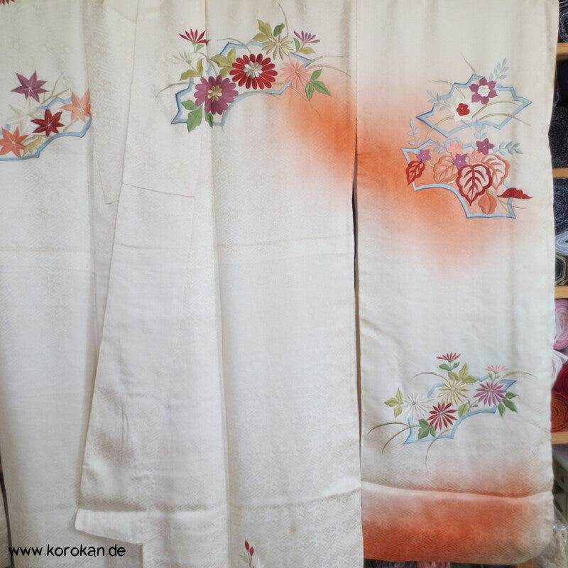 Sonnenaufgang, 4 Jahreszeiten Stickereien Furisode Seiden Kimono