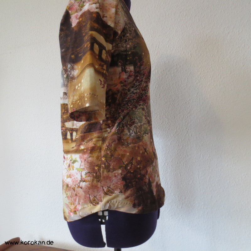 Hirsch und Kirschblüten Baumwolljersey Halbarm Shirt