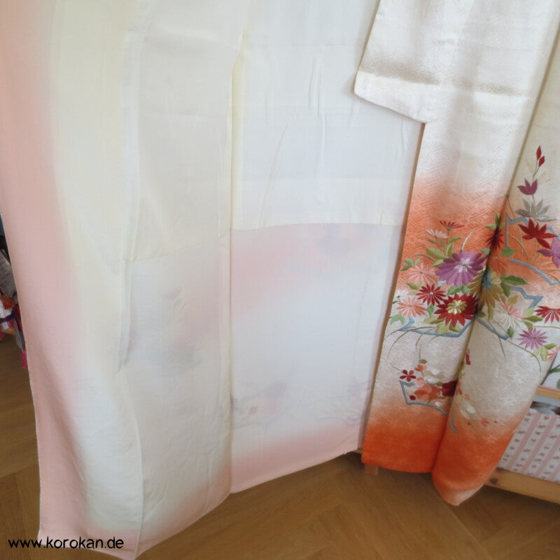 Sonnenaufgang, 4 Jahreszeiten Stickereien Furisode Seiden Kimono