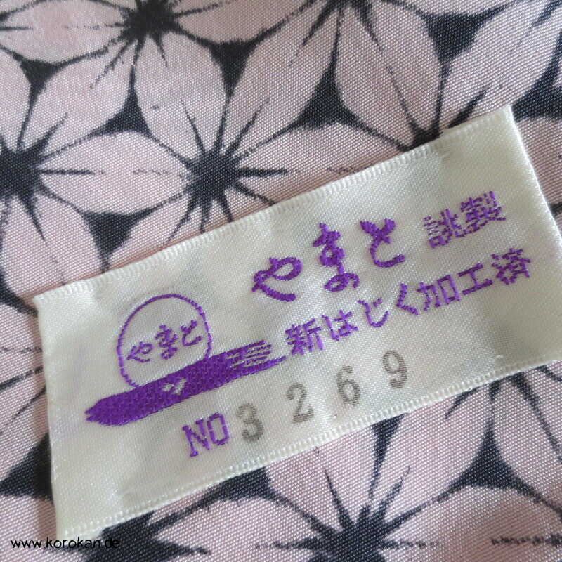 Sakura Blüten auf grau Tsumugi Yamatpo Kimono