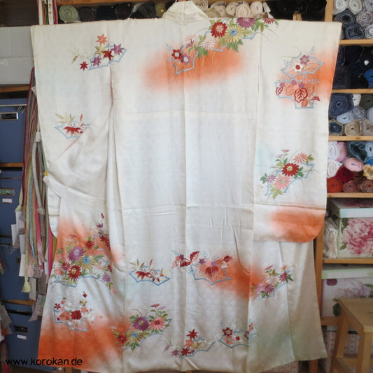 Sonnenaufgang, 4 Jahreszeiten Stickereien Furisode Seiden Kimono