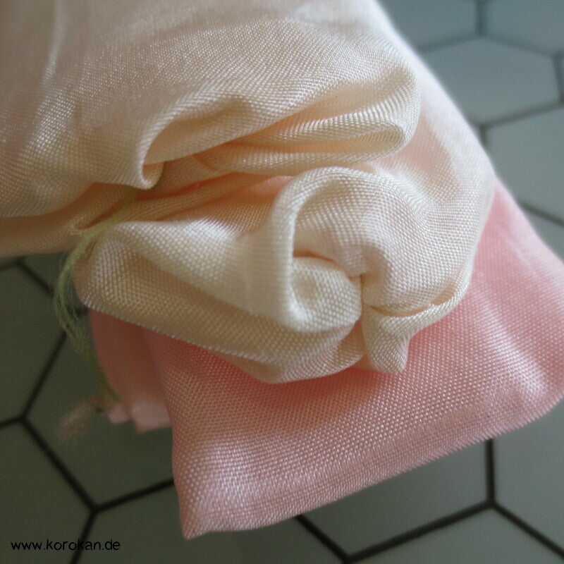 Shibori Seidenpongé, grün - rosa Himo - Bindeband, Seide