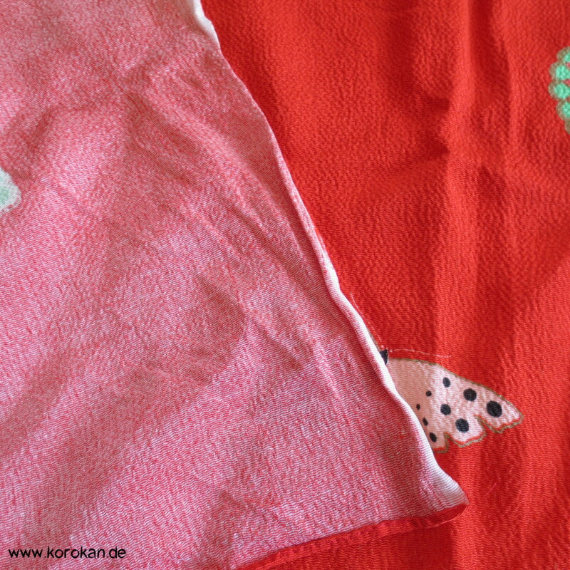 Furoshiki Tragetuch, rot mit bunten Schmetterlingen aus Nylon
