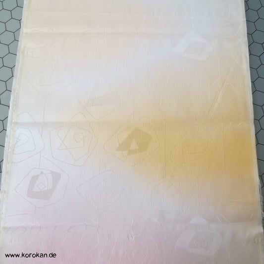 stilisierte Rose vor Bokashi Juban Kimono Futterstoff
