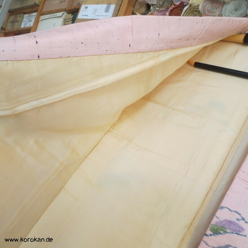 Tsumugi Seide Kasuri Wolken in sakura rosa