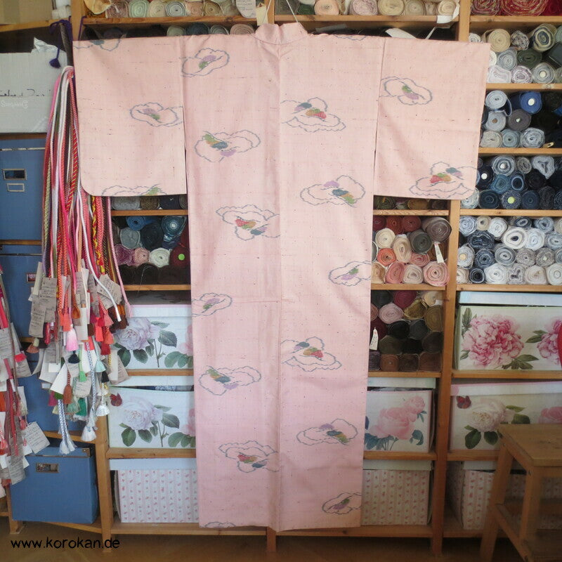 Tsumugi Seide Kasuri Wolken in sakura rosa