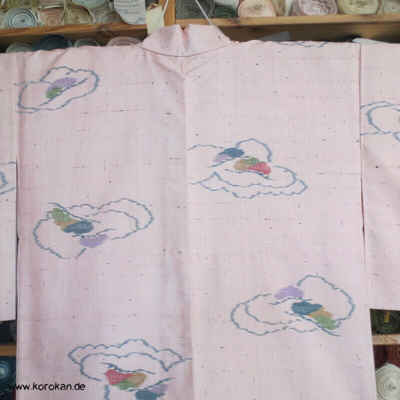 Tsumugi Seide Kasuri Wolken in sakura rosa