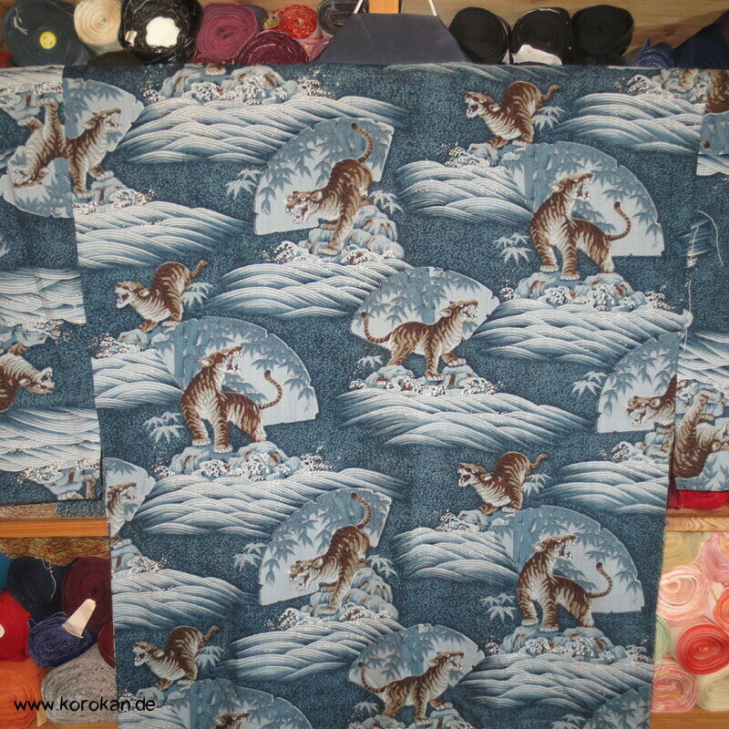 junge Tiger am Meer Wollmuslin, Juban Kimono
