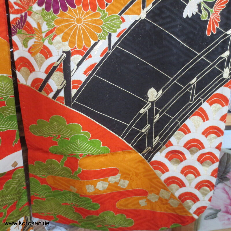 Furisode Kimono japanischer Golddruck - und stickerei Seidendamast Himmelsbrücken