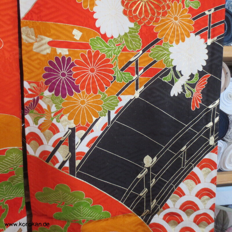 Furisode Kimono japanischer Golddruck - und stickerei Seidendamast Himmelsbrücken