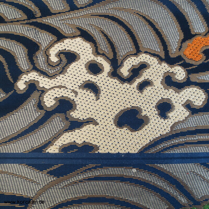 wilde bunte Wellen auf dunkelblau Nagoya Obi