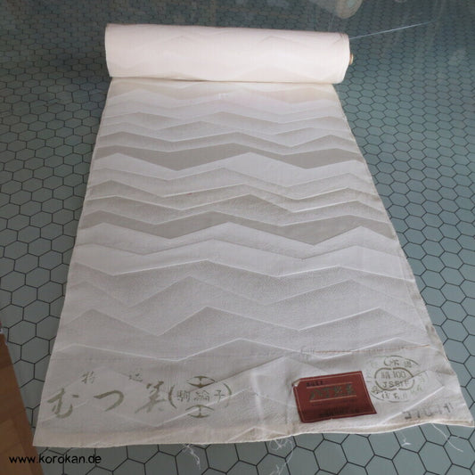 Zacken Damast Seidenstoff Hochzeits Kimono - naturweiß