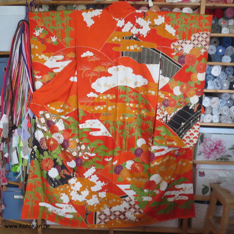 Furisode Kimono japanischer Golddruck - und stickerei Seidendamast Himmelsbrücken
