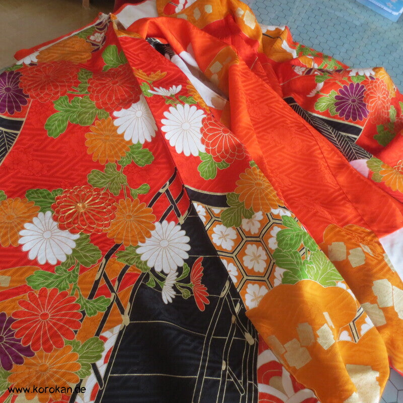 Furisode Kimono japanischer Golddruck - und stickerei Seidendamast Himmelsbrücken