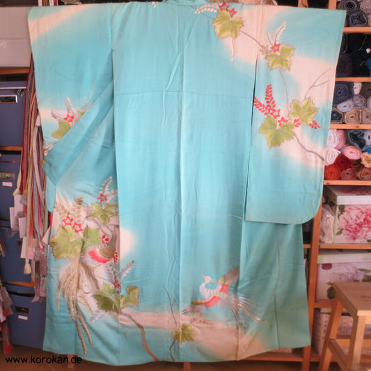 silberne Phönixstickerei auf türkisblauem Seidendamast Furisode