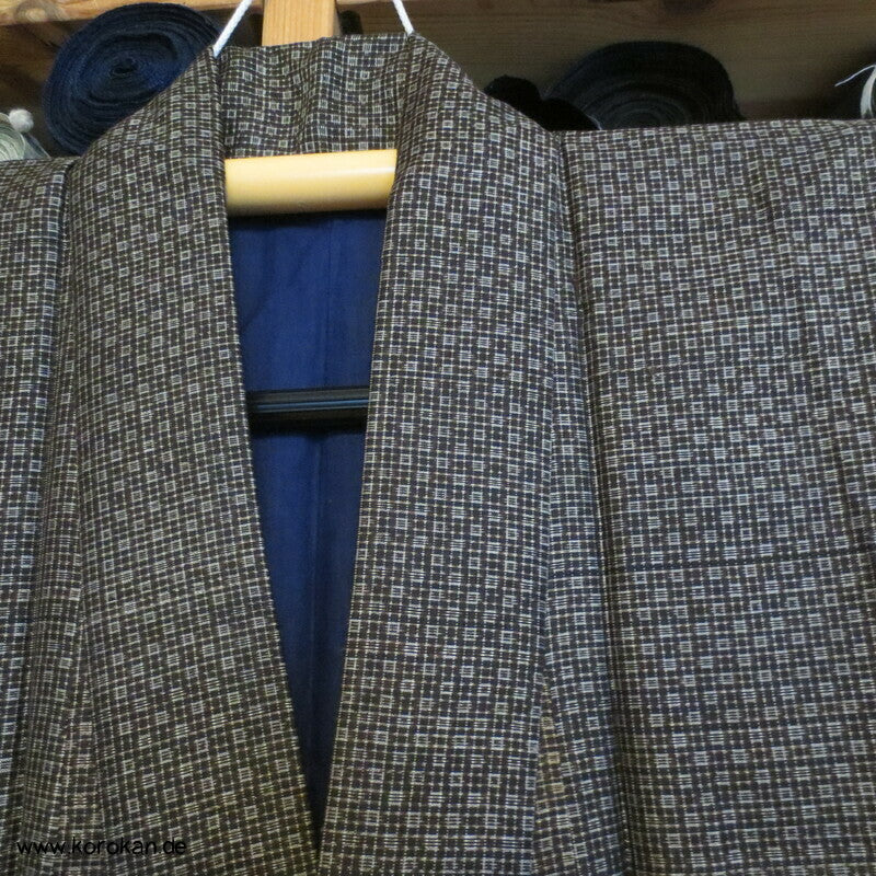 braunes Oshima Tsumugi Seide Kimono + Haori Ensemble