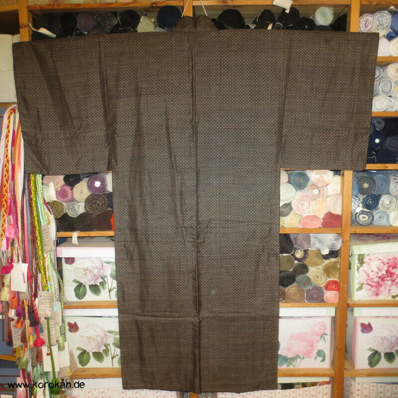 braunes Oshima Tsumugi Seide Kimono + Haori Ensemble