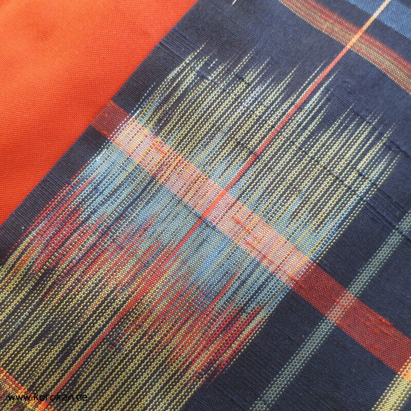 Tsumugi Seiden Kimono mit Kasuri Karo