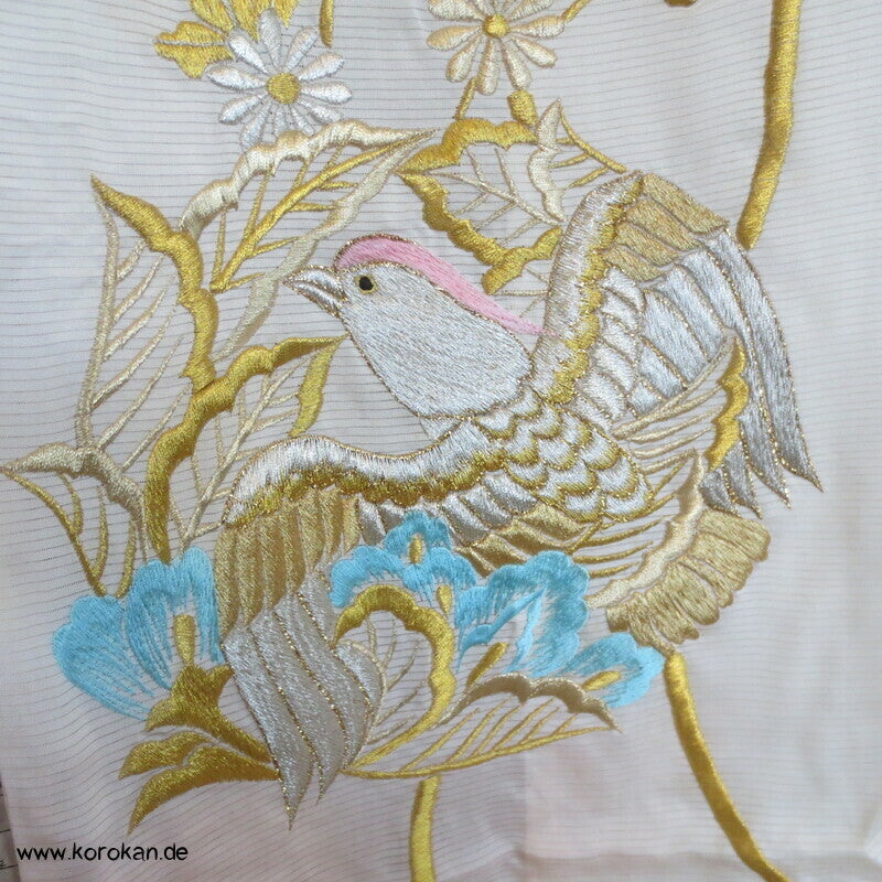 Goldstickerei auf Sommer Rho Seide Furisode Hochzeits Kimono