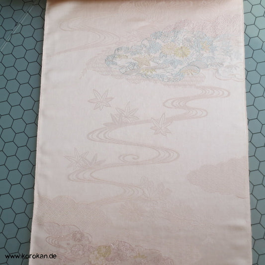 Himmelswolken Seidenjacquard, Lurex und Urushi, pastellfarben