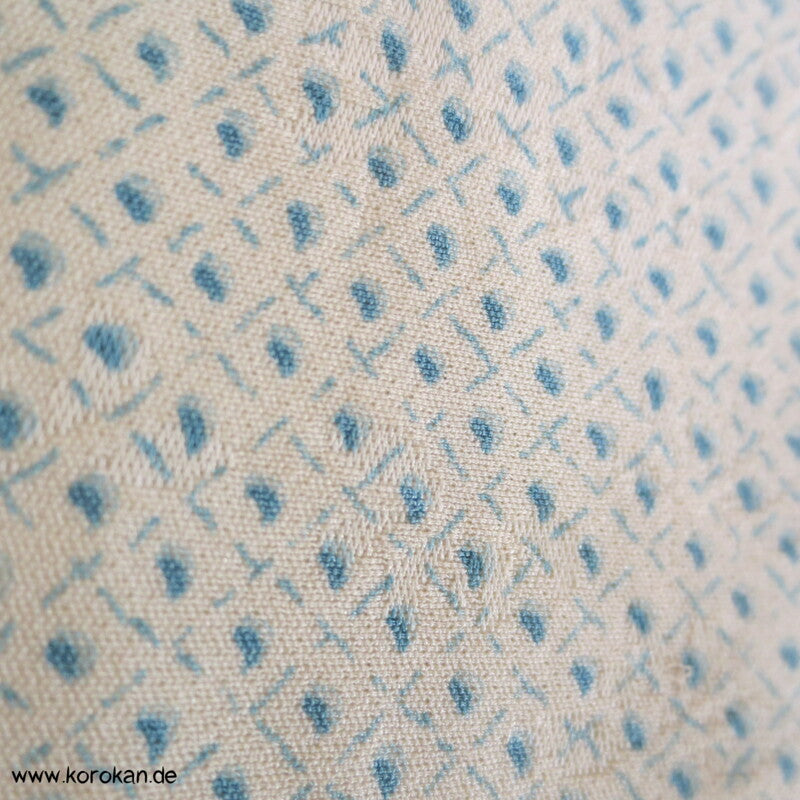 hellblauer Kanoko Druck, Stickereien Furisode Seiden Kimono