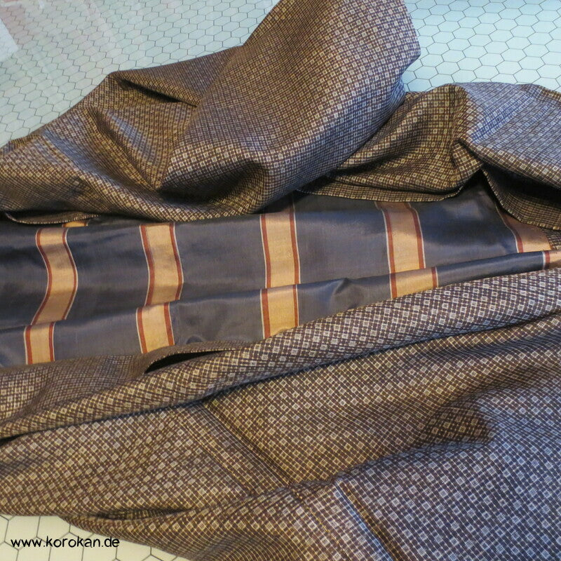 braunes Oshima Tsumugi Seide Kimono + Haori Ensemble