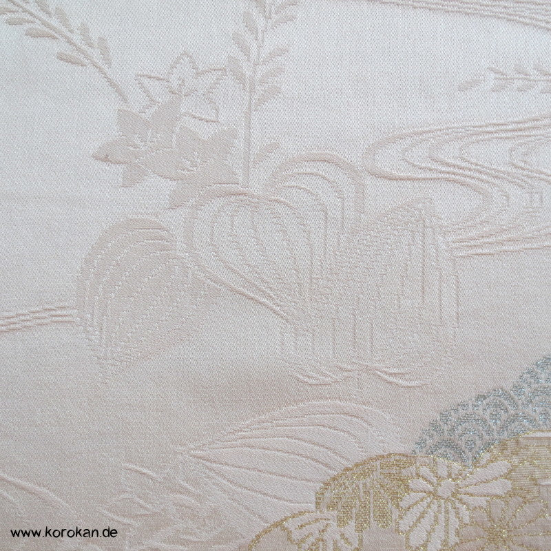 Himmelswolken Seidenjacquard, Lurex und Urushi, pastellfarben