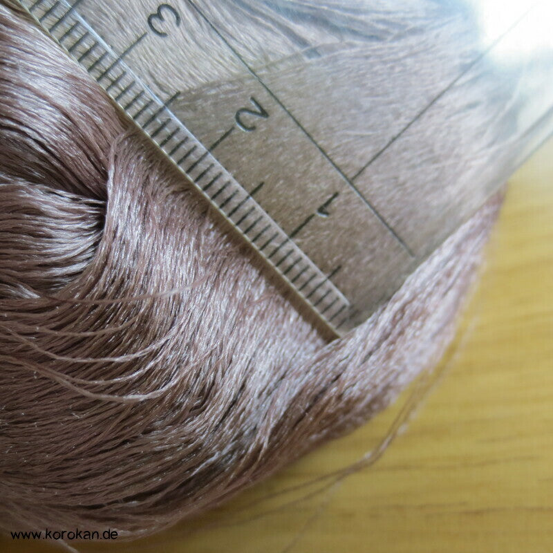 braunmauve Seidengarn zum Weben aus japanischer Obi Werkstatt