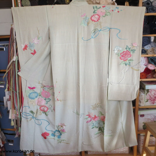 hellblauer Kanoko Druck, Stickereien Furisode Seiden Kimono