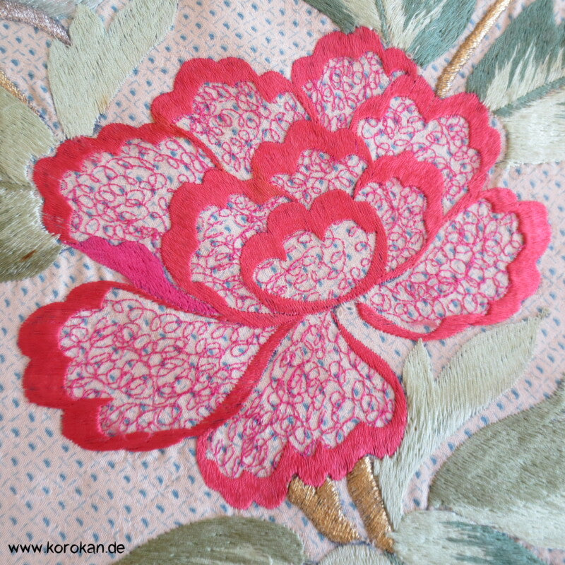 hellblauer Kanoko Druck, Stickereien Furisode Seiden Kimono