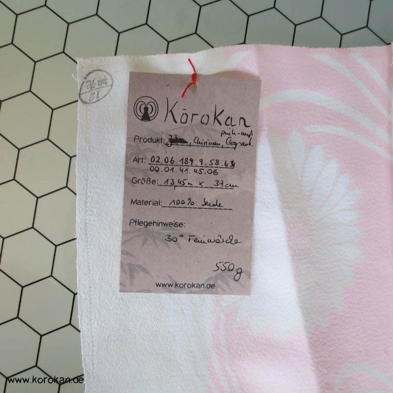 zarter Blütendruck Kimono Seide