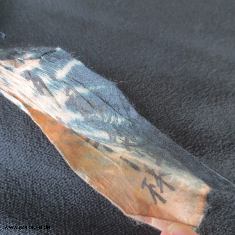 schwarzer Chirimen Seiden Crepe Stoffrolle