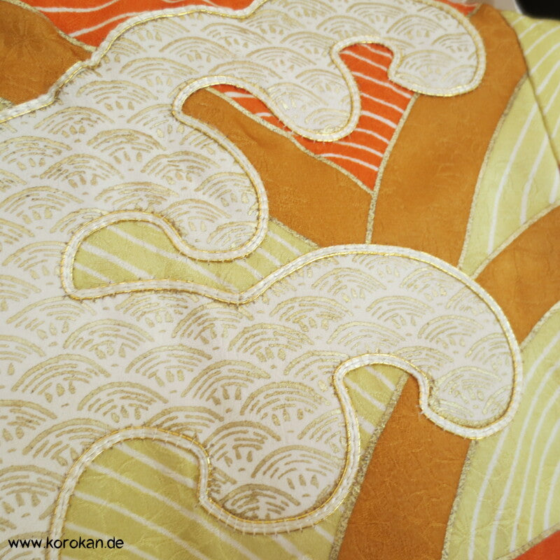 bunte bestickte Wellen Seidendamast Furisode Kimono