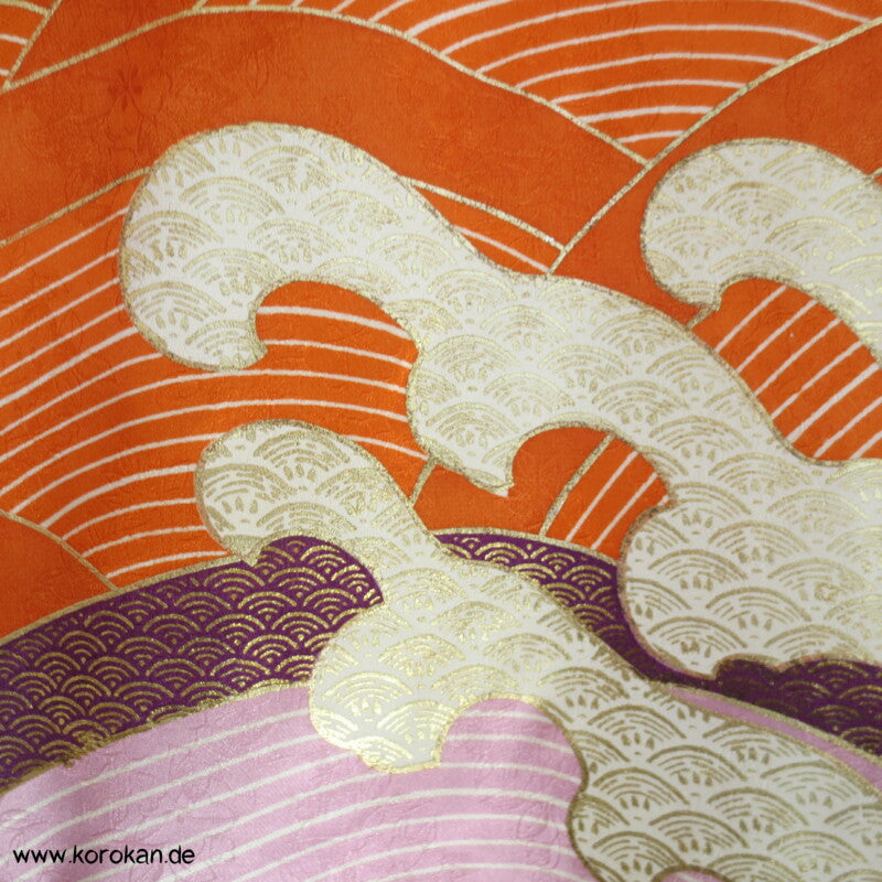 bunte bestickte Wellen Seidendamast Furisode Kimono