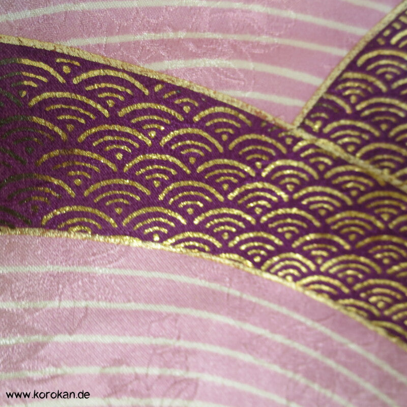 bunte bestickte Wellen Seidendamast Furisode Kimono