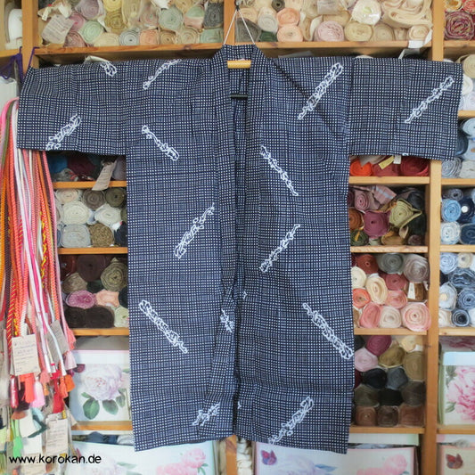 Nemaki Schlaf Kimono Kanji zwischen Karo,  Sumo Ringer Werbung ?