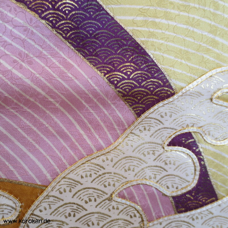 bunte bestickte Wellen Seidendamast Furisode Kimono