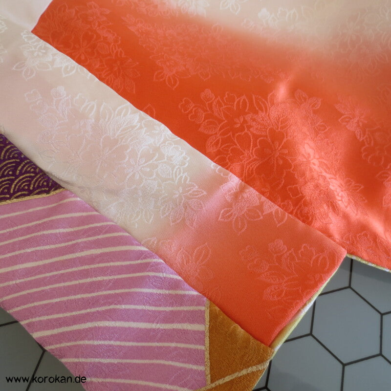 bunte bestickte Wellen Seidendamast Furisode Kimono