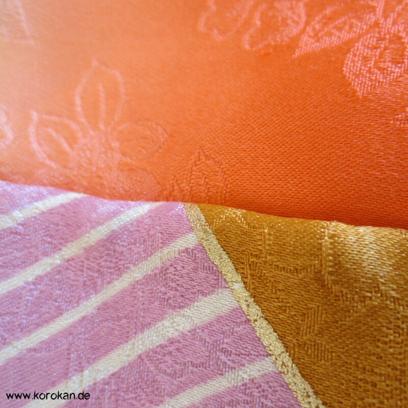 bunte bestickte Wellen Seidendamast Furisode Kimono
