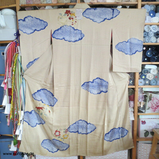 Antiker Shibori und Stickerei Homongi Kimono