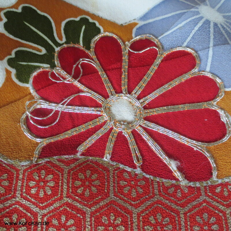 Seidendamast Furisode Kimono lila bunt