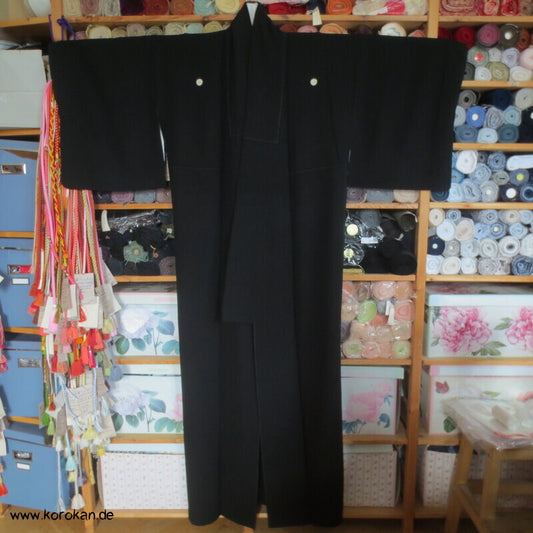 großer 5 Mon Mofuku, formeller schwarzer Seidencrepe Kimono