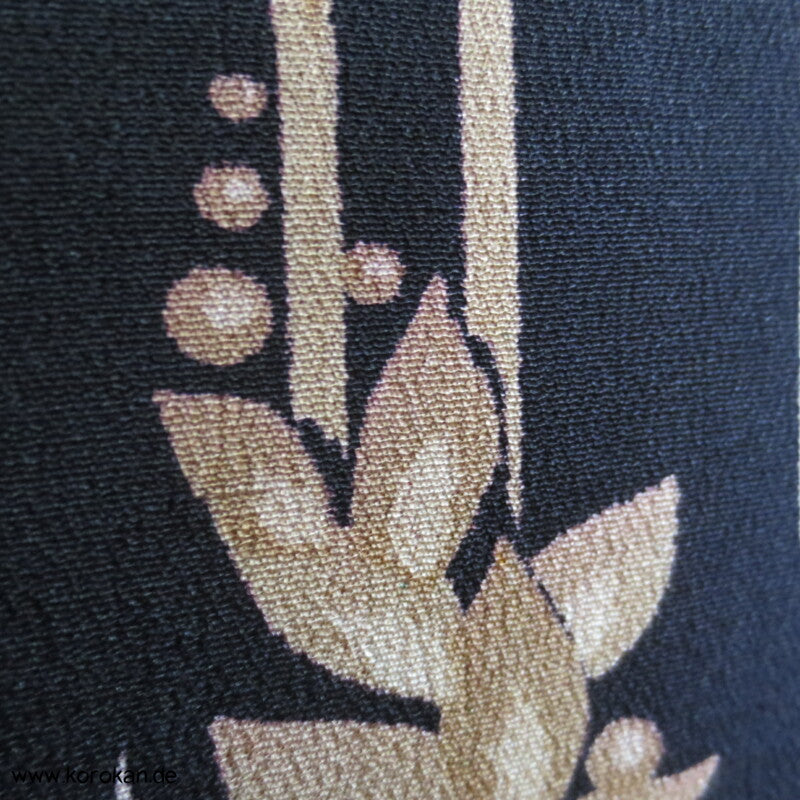 Bambus auf schwarz, antiker Seidencrepe Komon Kimono, rotes Futter