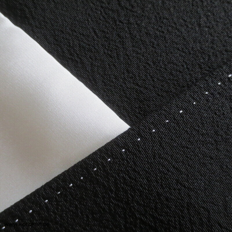 großer 5 Mon Mofuku, formeller schwarzer Seidencrepe Kimono